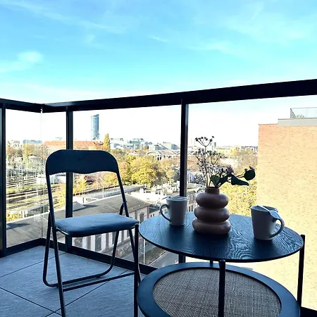 Apartamento Madalinskiego 26 - Balcony & Lift - 700m Main Station Wrocław