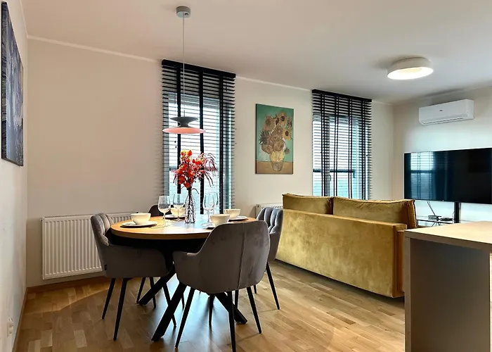 Madalinskiego 26 - Balcony & Lift - 700m Main Station * Вроцлав