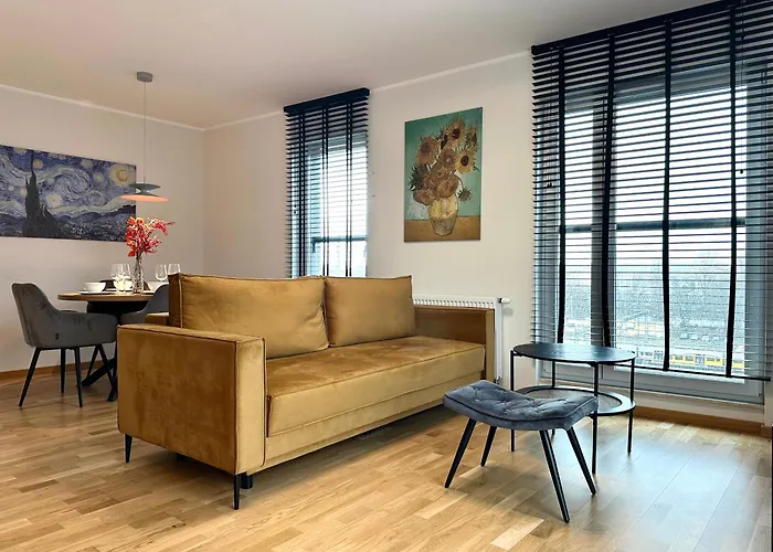 Апартаменты Madalinskiego 26 - Balcony & Lift - 700m Main Station Вроцлав