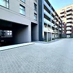 Madalinskiego 26 - Balcony & Lift - 700m Main Station فروتسواف